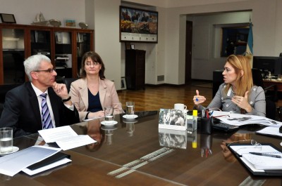 Mercedes Benz anunció a Giorgi que exportará a Rusia partes y piezas de productores nacionales por 70 millones de pesos al año